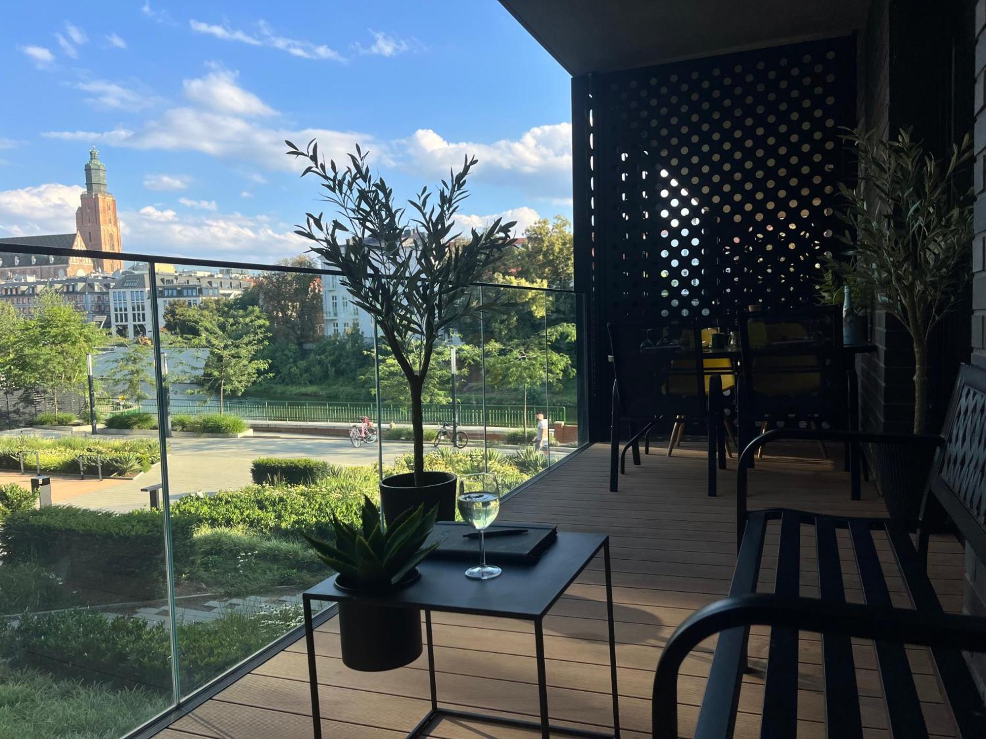 Apartment Z Tarasem I Widokiem Na Rzeke Wroapart-pl - With Terrace And River View Wroapart *